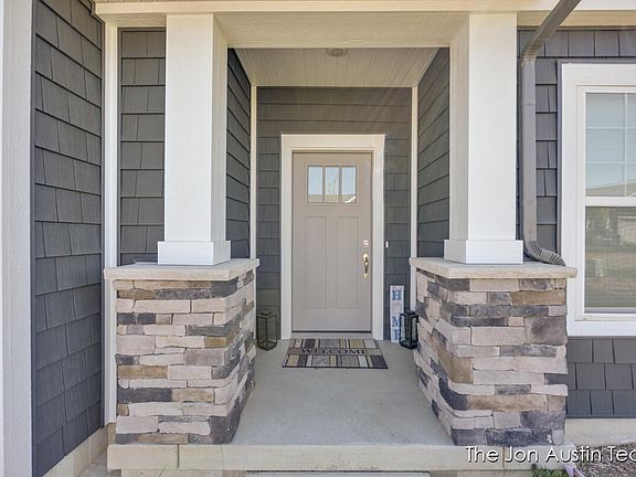 5th image of 5050 Tanana River Ave #42