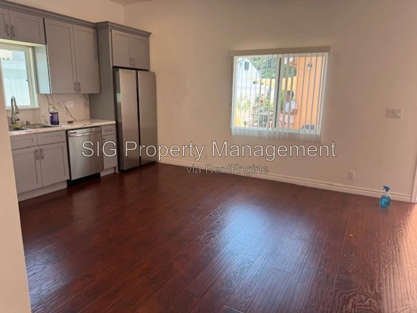 2 bed, 2.0 bath, 1100 sqft, $2,600 — Photo 3