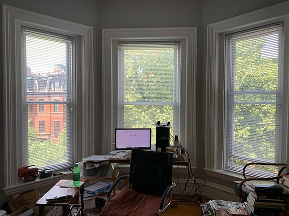 3rd image of 300 Marlborough St #7F