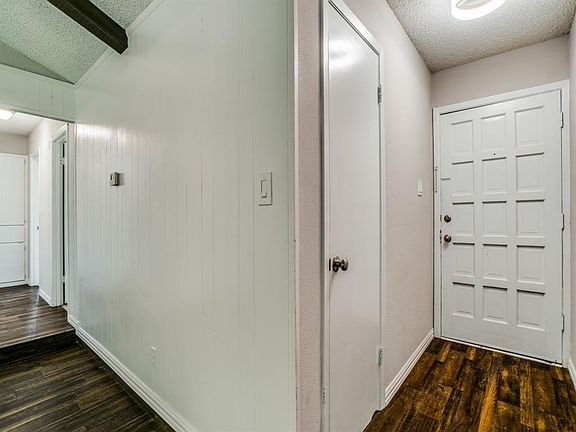 5th image of 6912 Betsy Ross Ct
