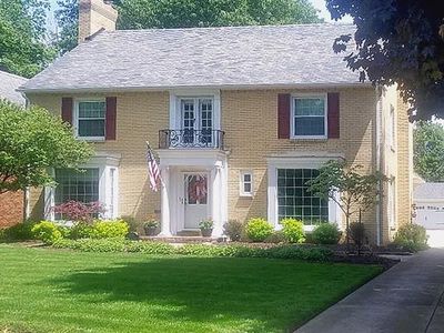 2153 Riverside Dr, Lakewood, OH, 44107