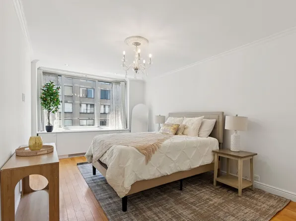 61 West 62nd Street 27G image 1 of 17