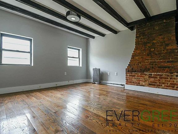 3rd image of 386 Harman St APT 3L