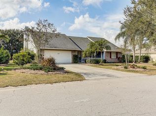 13530 3rd Ave NE, Bradenton, FL 34212