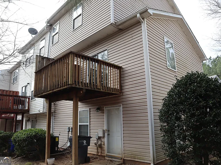 658 Providence Pl SW — Photo 5