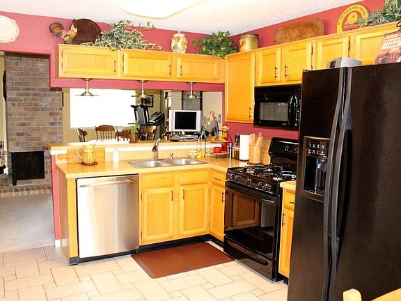 5th image of 3602 Dorothy Ln
