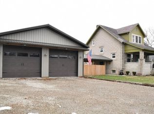 1319 S Main St, Dresden, OH 43821