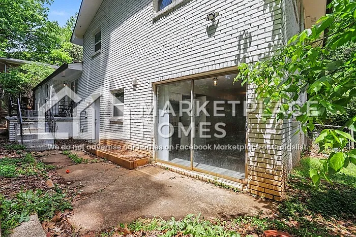 2470 Glenrock Dr #B — Photo 4