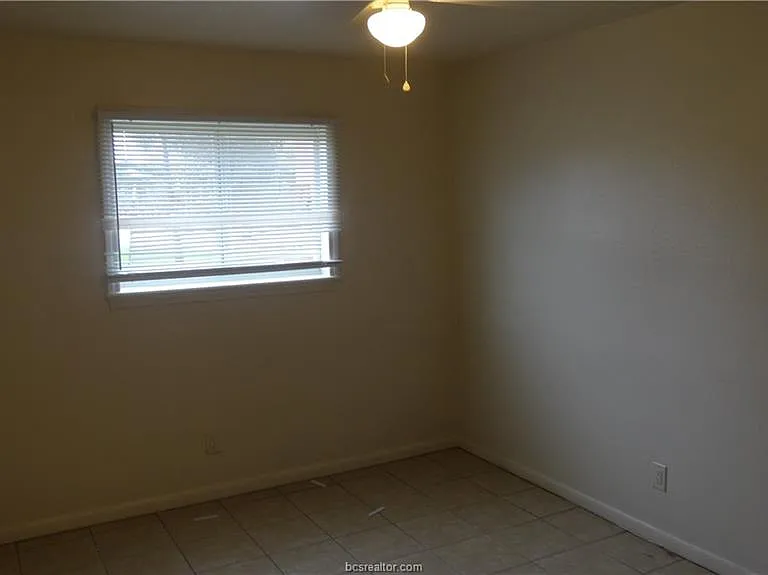 510 Avondale Ave #7 — Photo 9