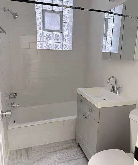 2400 W. Wilson — Photo 15