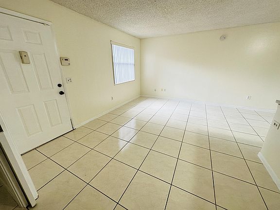 5th image of 1844 My Place Ln #1844