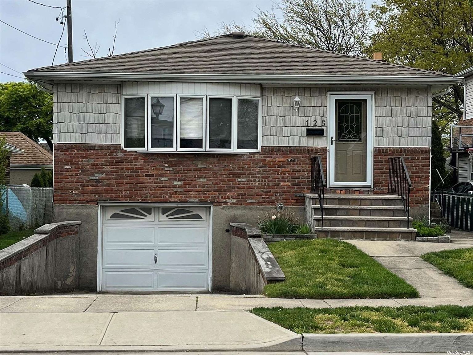 125 Beebe Rd, Mineola, NY 11501 Zillow