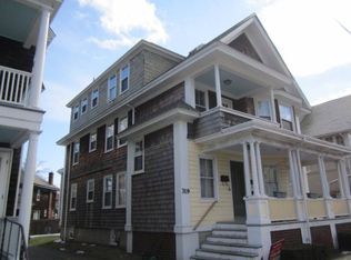 2 Broadway, Newport, RI 02840