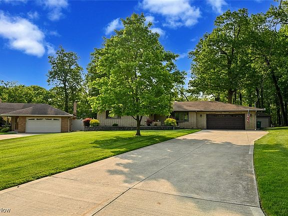 3rd image of 2660 S Mary Ln