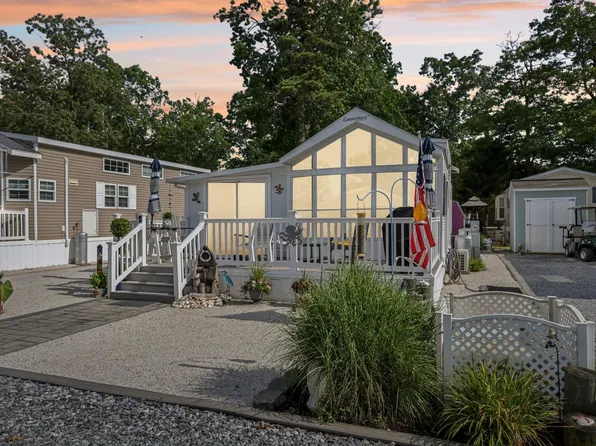 114 Whale Beach Ave, Woodbine, NJ 08270