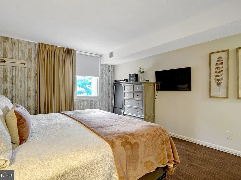 3709 S George Mason Dr #415-E — Photo 19