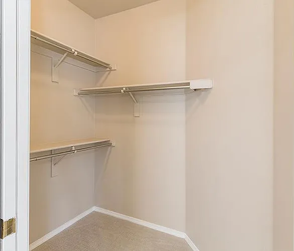 5240 S Shalom Park Cir — Photo 9