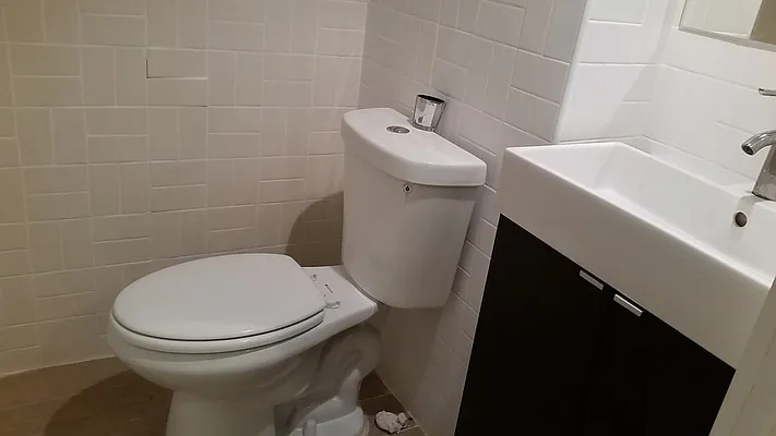 Rented by Nooklyn NYC LLC | media 13