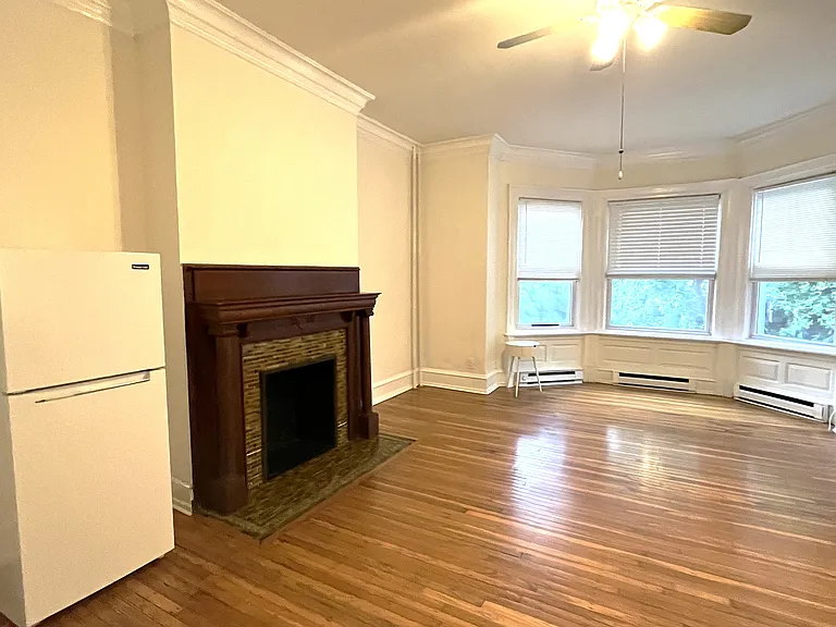 4219 Pine St #2F — Photo 3