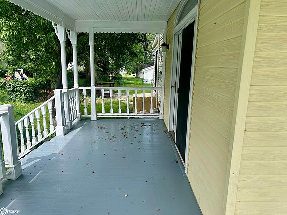 2nd image of 524 N 3rd St