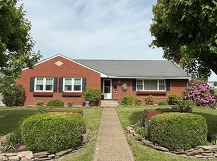 136 S Quarry St, Mount Pleasant, PA 15666