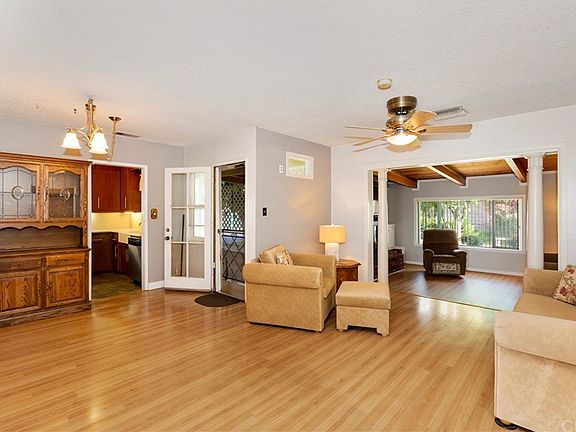 3rd image of 1358 N Chaffey Ct