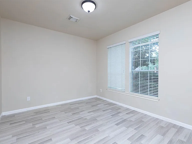 21418 Grand Hollow Ln — Photo 10