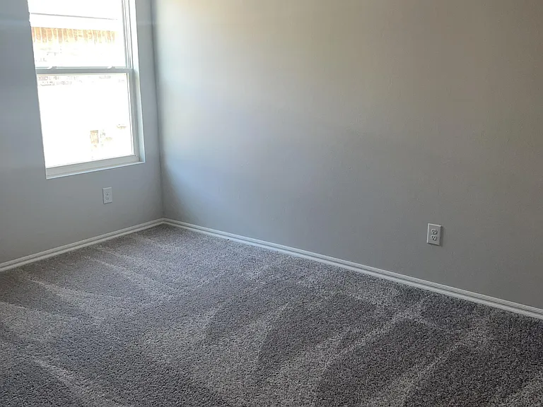 1009 Ichabod Cir — Photo 13