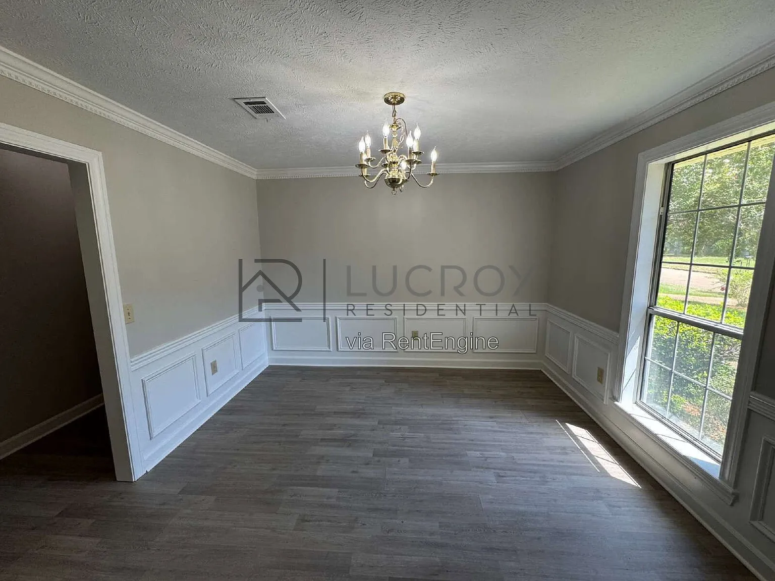 4 bed, 2.0 bath, 2578 sqft, $2,500 — Photo 4