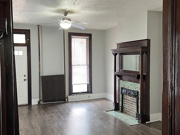 2nd image of 618 S Center St #A