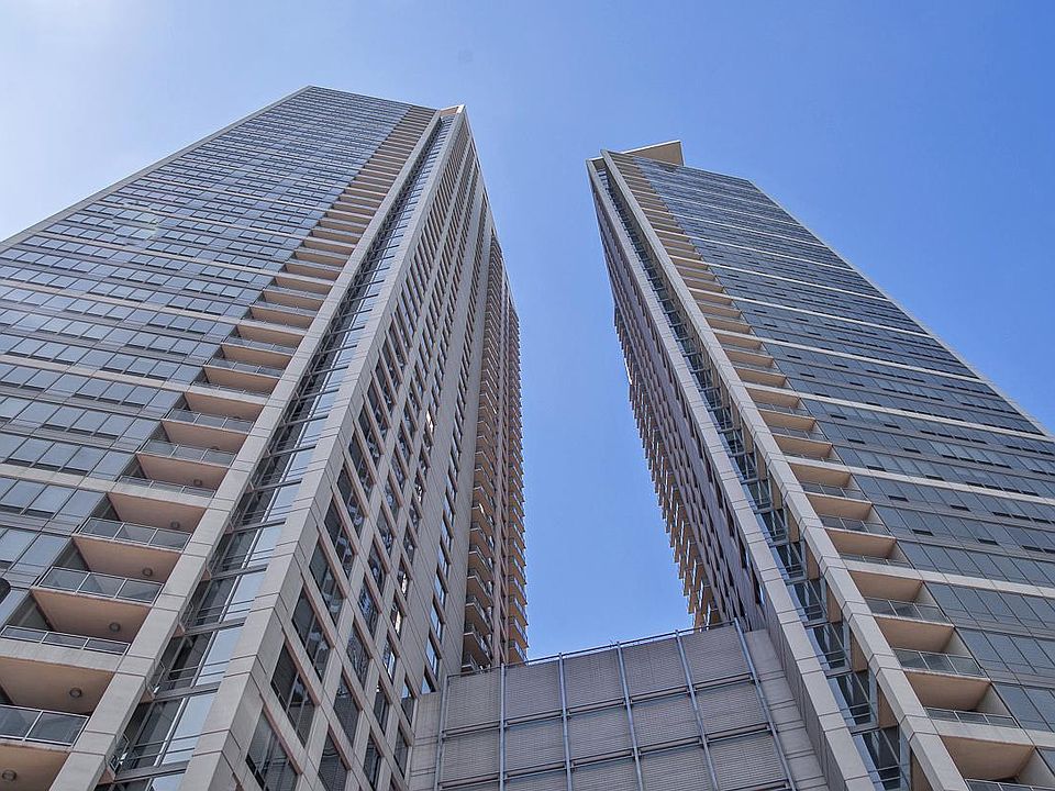 1st image of 600 N Lake Shore Dr APT 1308