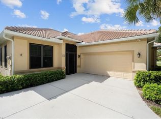 6490 Birchwood Ct, Naples, FL 34109