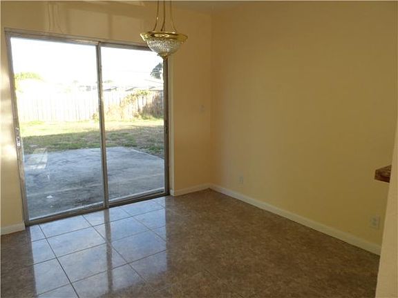 4th image of 1524 NW 4th St
