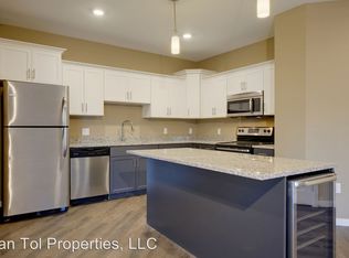 1050 Marsh St UNIT 306, Mankato, MN 56001