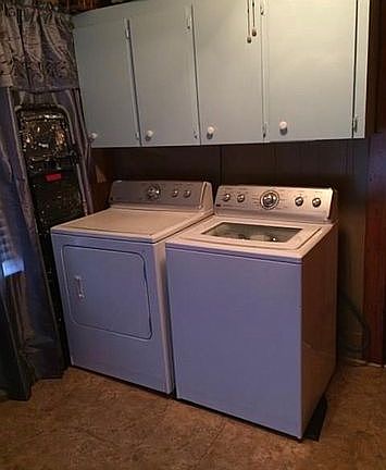2nd image of 414 S Chataignier St