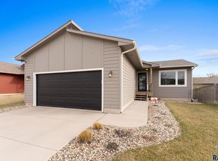 6617 W Amber St, Sioux Falls, SD 57107