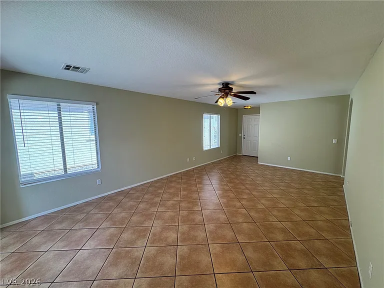 4951 Lunetto Ave — Photo 3