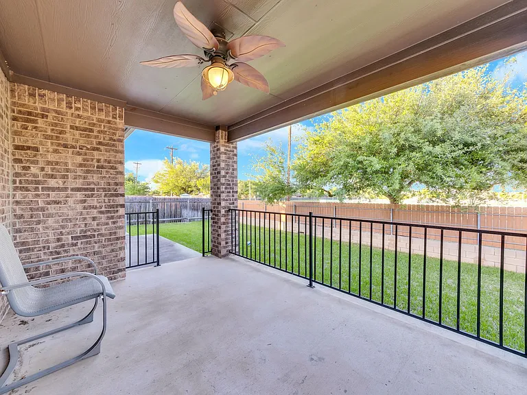316 Gold Star Dr — Photo 17