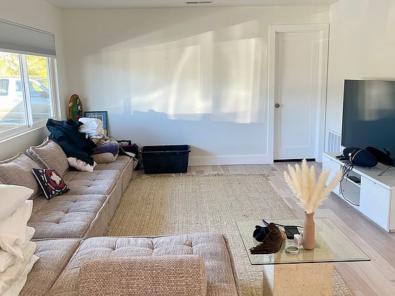 3rd image of 25 Palo Verde Cir