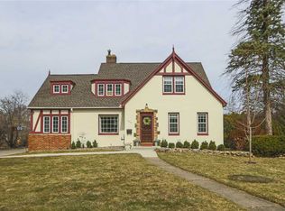 554 Sunset Rd, Waterloo, IA 50701