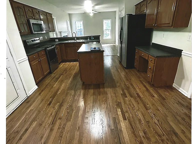 604 Arbor Greene Dr — Photo 5