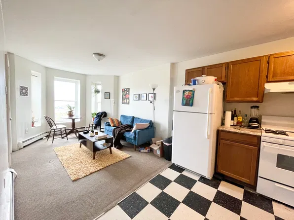 96 Hammond St, Roxbury Crossing, MA