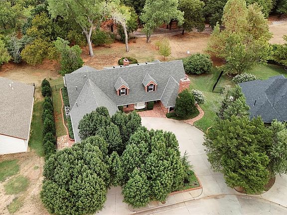 3rd image of 6004 Muirfield Dr