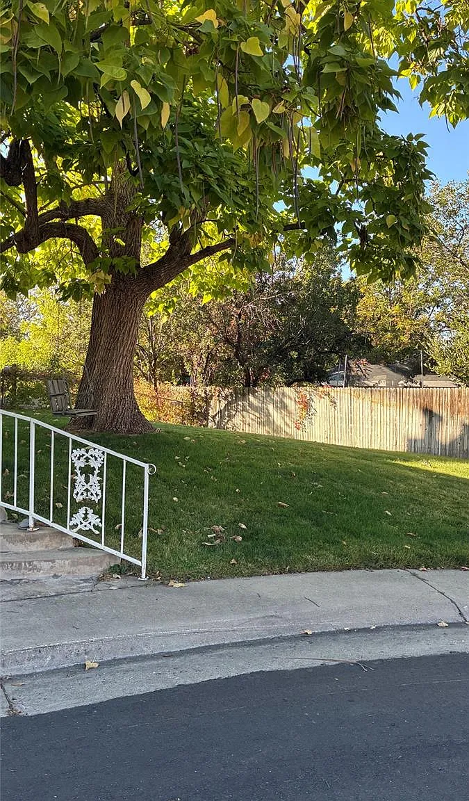 Single Family Home — Photo 2