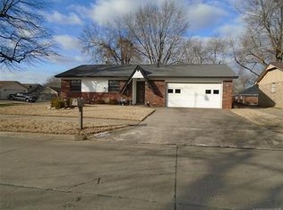 1728 Southridge Dr, Pryor, OK 74361