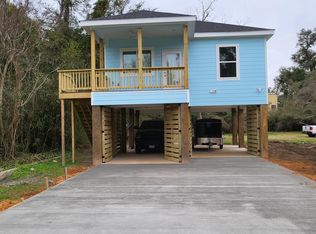 538 Saint Louis St, Pass Christian, MS 39571