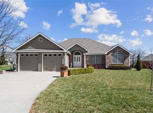 1915 N 160th Ter, Basehor, KS 66007