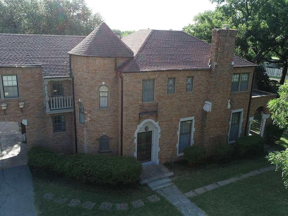 1st image of 4301 Lake Park Dr