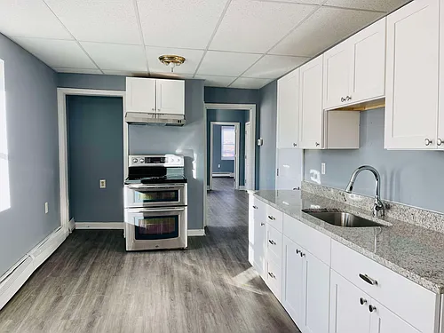 227 Church St #3A Photo 1