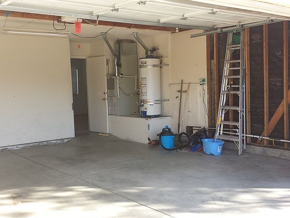 2 Car Garage